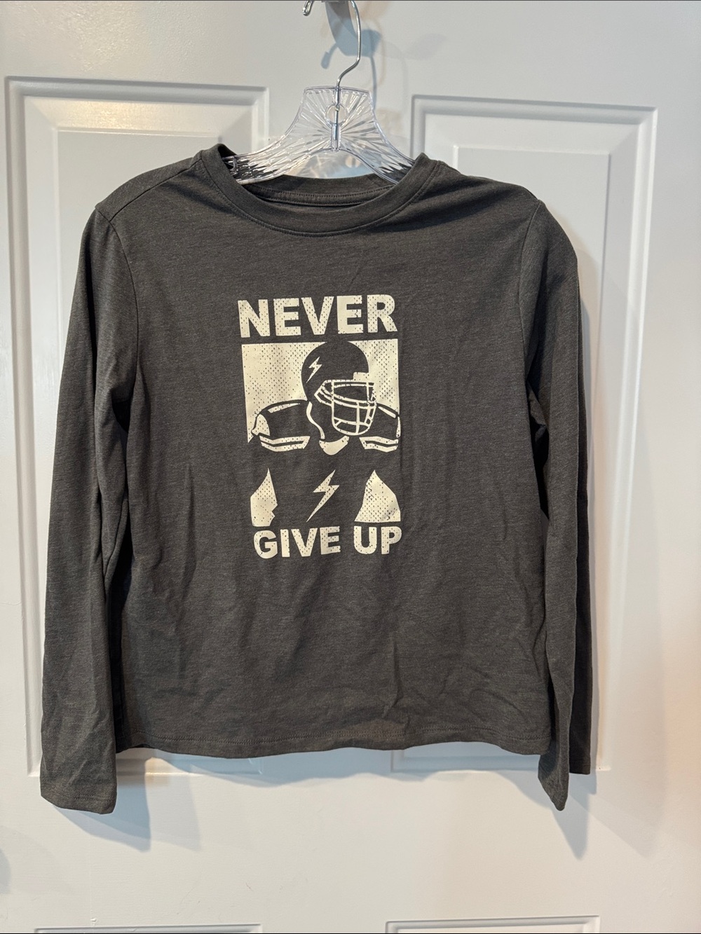 Boys L (10/12) Cat & Jack Long Sleeve Tee